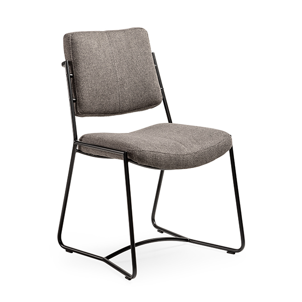 /images/content/artikelen/novita-gennep-stoelen-feelings-eetkamerstoelen-clara-eetkamerstoel-1-8717510101495.jpg